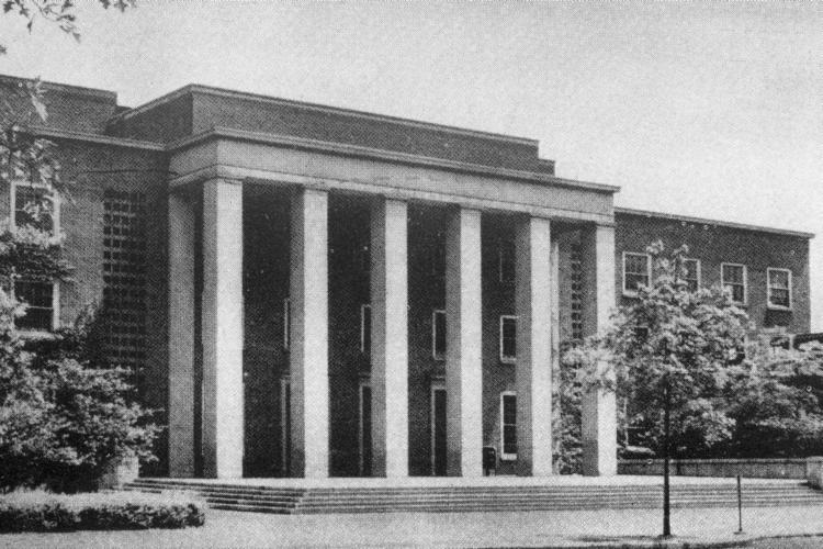 Queens Borough Hall on Queens Boulevard at Union Turnpike 1941.